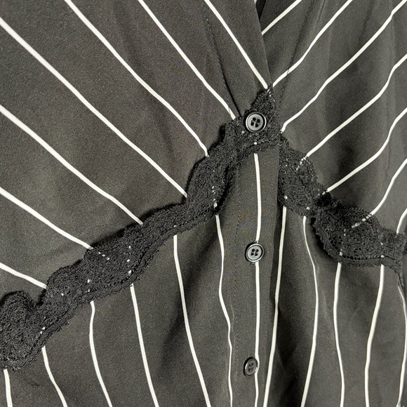 Blouse - Picture 7 of 7